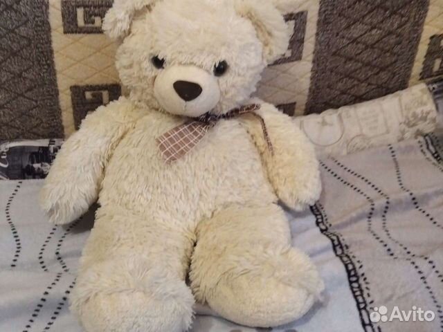 Плюшевый медведь