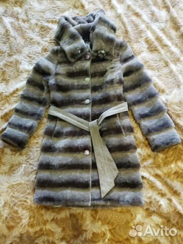 Шуба из мутона с капюшоном