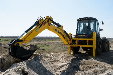 Экскаватор-погрузчик New Holland B115B, 2021