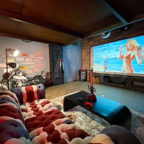 1-к. квартира, 81 м², 2/4 эт.