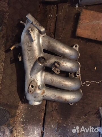 Впускной коллектор