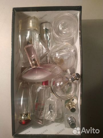 Пустые флаконы от парфюма