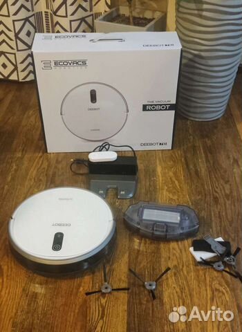 Робот пылесос deebot 710 ecovacs практически новый