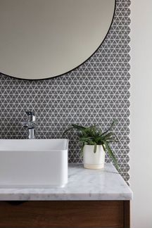 Зеркало круглое в металлической раме 75 см