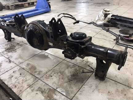 Задний мост (чулок) Toyota Land Cruiser LC 200, LX