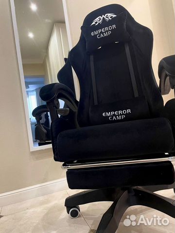 Крутое игровое компьютерное кресло
