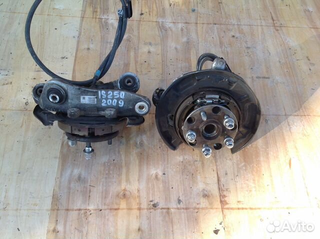 Кулак задний(цапфа) Лексус IS-250 (05-11) Lexus IS