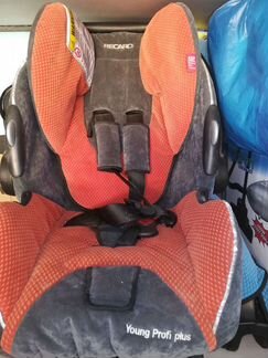 Автокресло Recaro