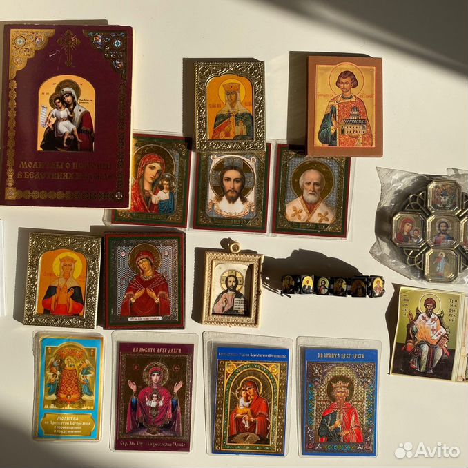 Авито иконы. Икона бумажная. Иконы в советское время. Дореволюционные бумажные иконы. Советская печатная икона