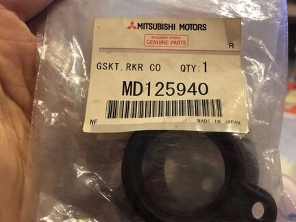 Mitsubishi кольцо свечного колодца