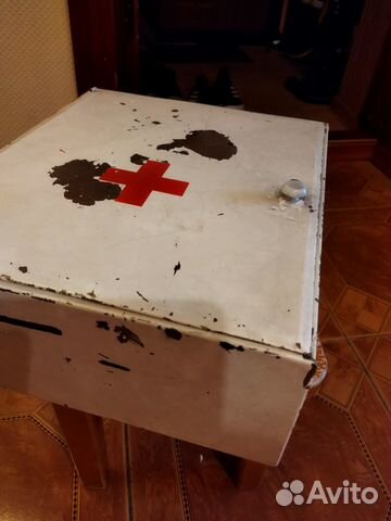 Шкаф металлический медицинский СССР