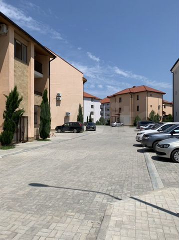 2-к. квартира, 80 м², 1/2 эт.