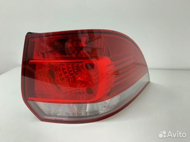 Фонарь задний правый Volkswagen Golf 6 универсал