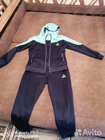 Спортивный костюм женский