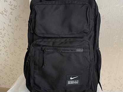 Рюкзак мужской Nike чёрного цвета