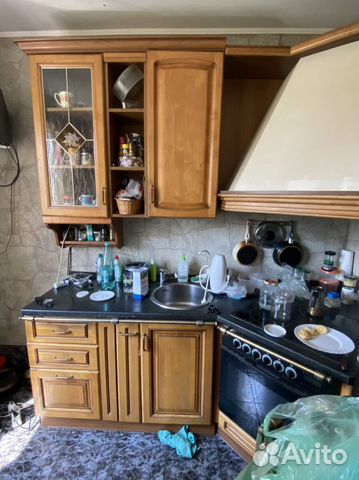 Кухонный гарнитур угловой бу орех без техники