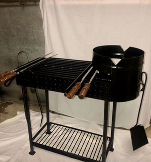 Мангал с подказанником