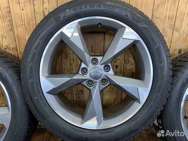 Оригинальные колеса Audi Q3 RSQ3 8U R19