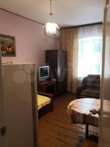 Комната 12 м² в 2-к., 1/1 эт.