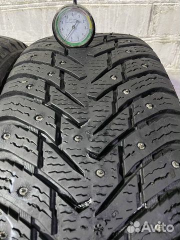 Nokian Tyres Hakkapeliitta 8 SUV 215/65 R16