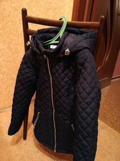 Стеганная куртка новая для девочек 128 размера