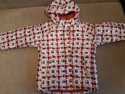 Куртка на девочку 6 лет (р.122см)