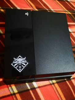 Sony PlayStation 4 (Ps 4)