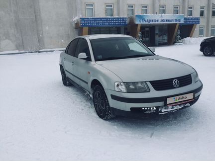 Volkswagen Passat 1.6 МТ, 1997, 299 500 км