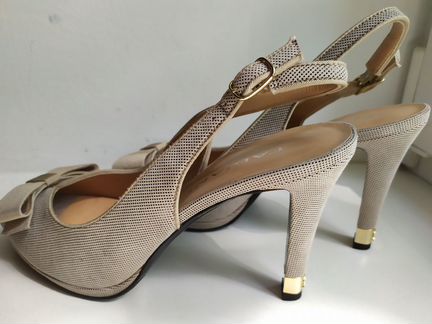 Абсолютно новые босоножки fabiani rendez-vous