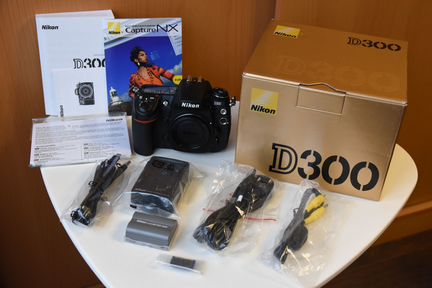 Nikon D300 body