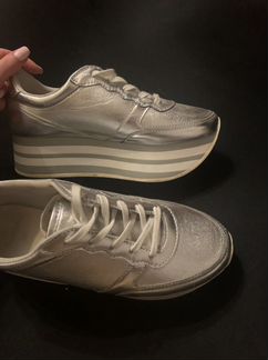 Кроссовки, кеды bershka