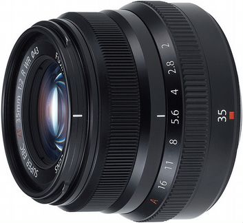 Fujifilm XF 35mm f/2 R WR