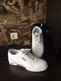 Кроссы Fila р.46