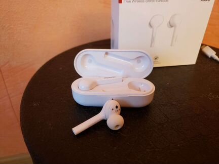 Наушники Huawei Freebuds lite