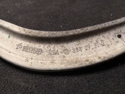 Задняя поперечная тяга Mercedes