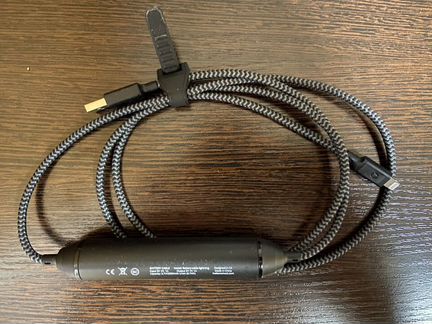 Nomad Lightning кабель с аккумулятором 2350mАh