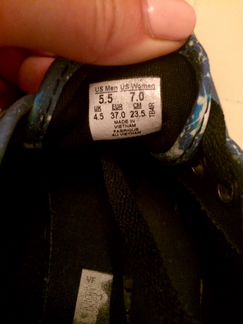 Фирменные кеды Vans космос 37 размер
