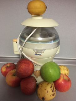 Соковыжималка новая