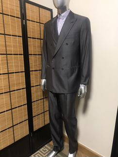 Костюм Brioni