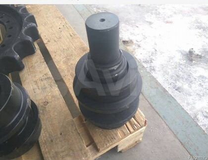 Каток поддерживающий Volvo ec 180