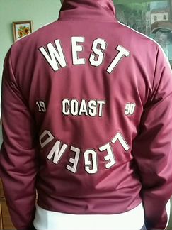 Спортивная куртка