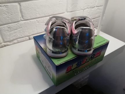 Новые кроссовки bebetom, 24р