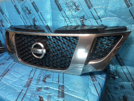 Решетка Nissan Patrol 10-14 оригинал