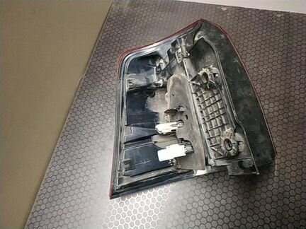 Фонарь задний наружный правый Ленд Крузер 200 С