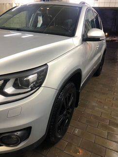 Volkswagen Tiguan 2.0 AT, 2012, 125 000 км