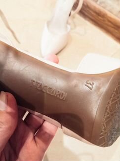 Туфли лодочки на шпильке