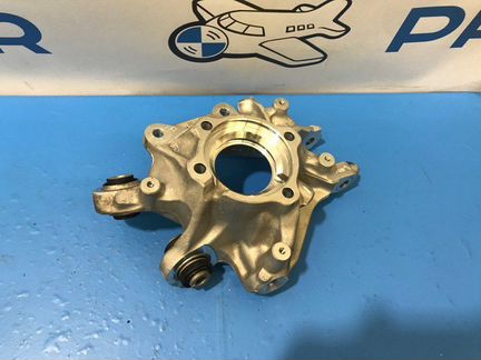 Кулак задний левый Bmw X4 2.0Dx G02 B47 2019