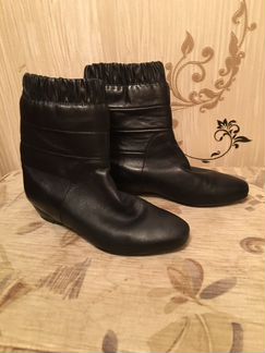 Женские кожаные ботинки