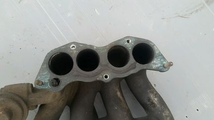 Коллектор впускной mitsubishi 4G37