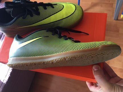 Кеды футбольные Nike